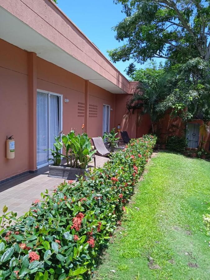 Color Hostel Palomino Exterior photo